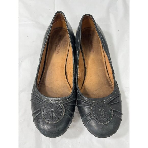 Naturalizer N5 Womens Ballet Flat black Leather Medallion Size 8 - Picture 11 of 12